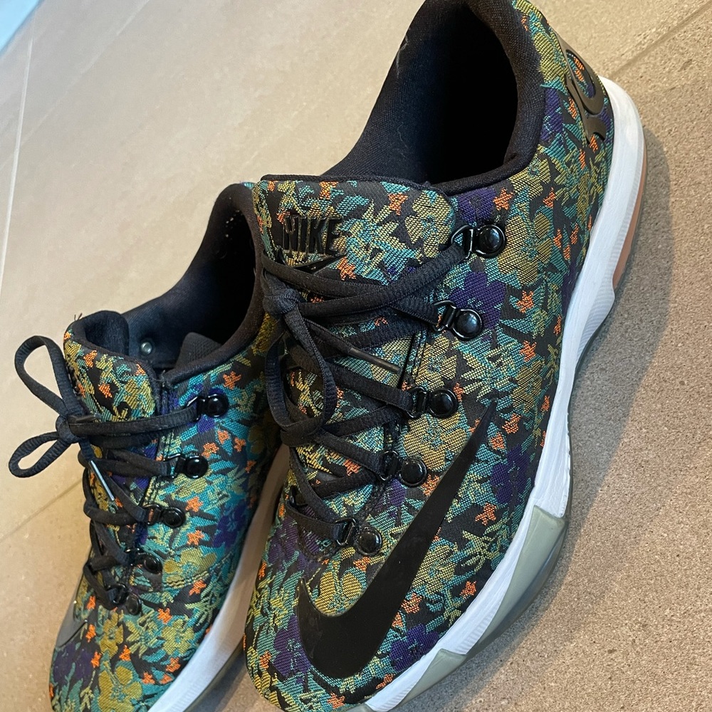 Nike KD 6 - floral - size 10